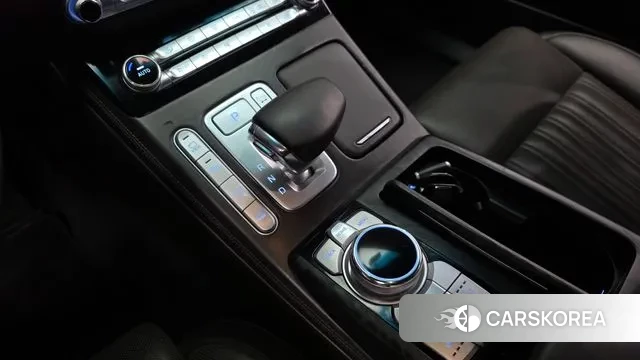 Genesis G90 id 3692564 из Кореи 19