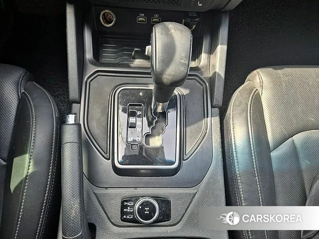 Ssangyong The New Rexton Sports Cannes id 4201383 из Кореи 16