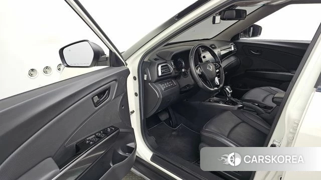 Ssangyong The New Tivoli id 3841490 из Кореи 19