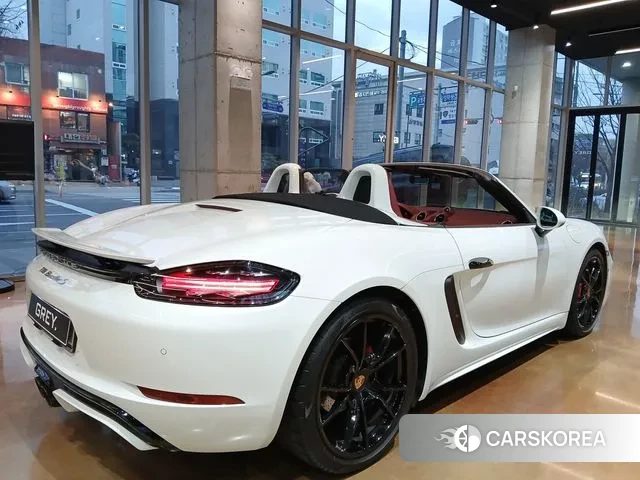 Porsche 718 Boxster id 3551988 из Кореи 17