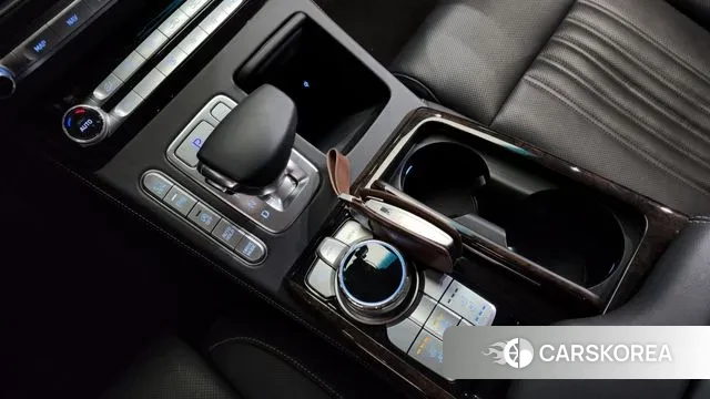 Genesis G90 id 3616334 из Кореи 19