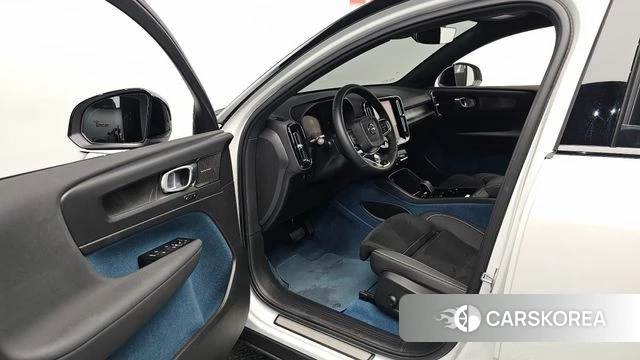 Volvo C40 Richards id 4745334 из Кореи 36