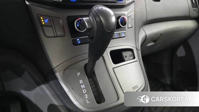 Hyundai The New Grand Starex id 4372131 из Кореи 19