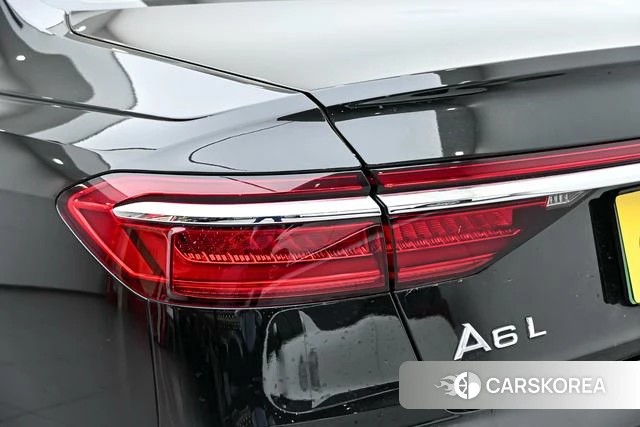 Audi A8 PHEV id 4353265 из Китая 19