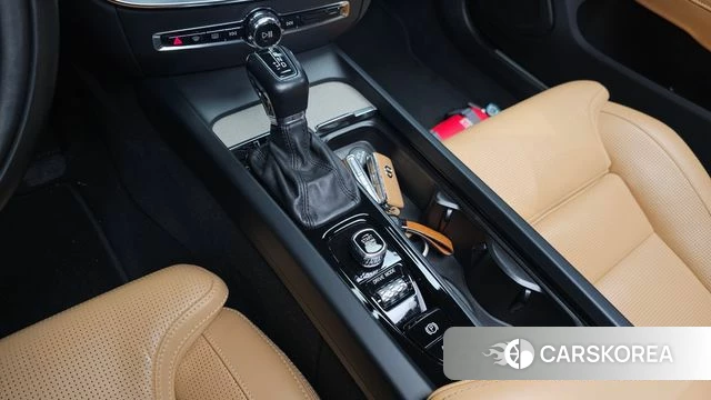 Volvo S60 3rd generation id 3801141 из Кореи 19