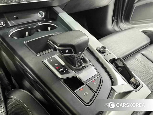 Audi A4L id 4272228 из Китая 16