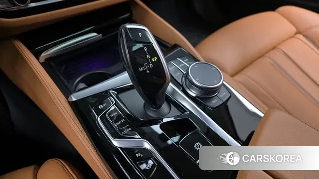 BMW 5 Series (G30) id 3788057 из Кореи 19