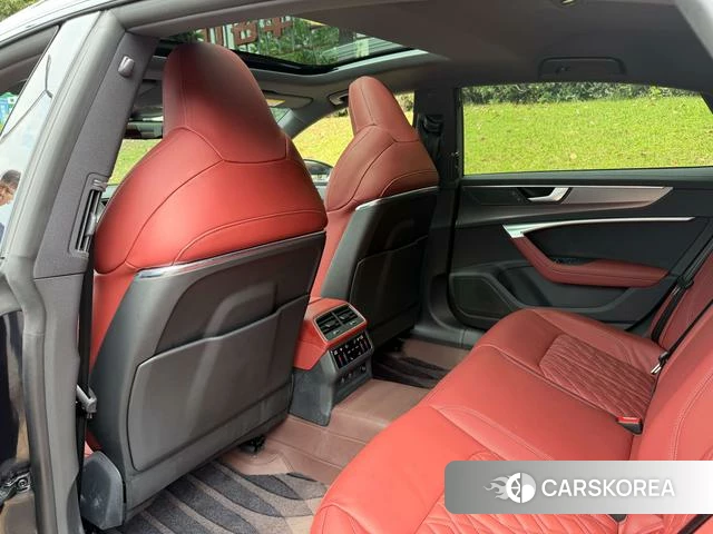 Audi A7L id 4298383 из Китая 12