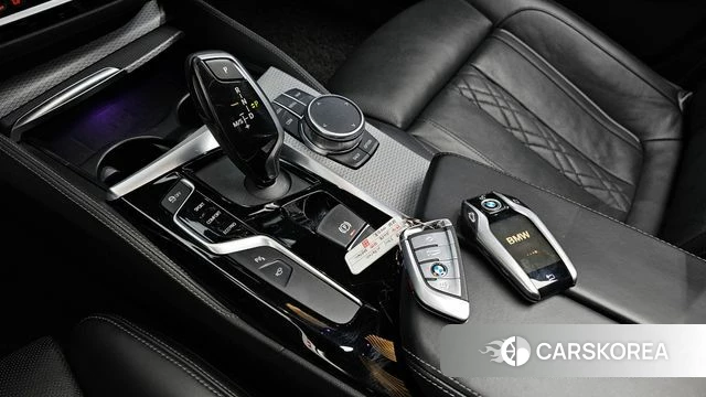 BMW 5 Series (G30) id 3845478 из Кореи 19