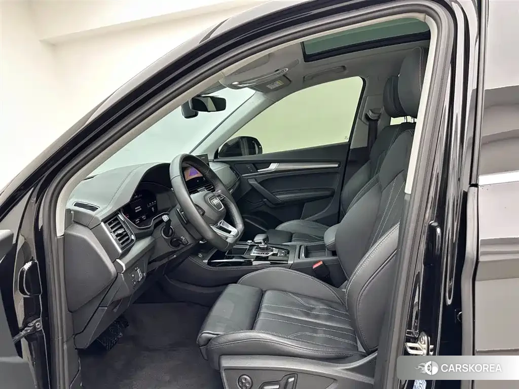 Audi Q5L id 4577416 из Китая 32