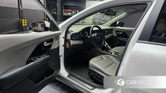 Kia Niro id 4760230 из Кореи 30