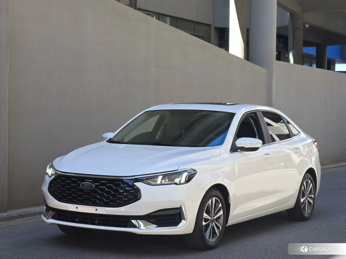 Ford Forrest id 4440705 из Китая 9