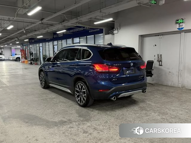 BMW X1 id 4236339 из Китая 17