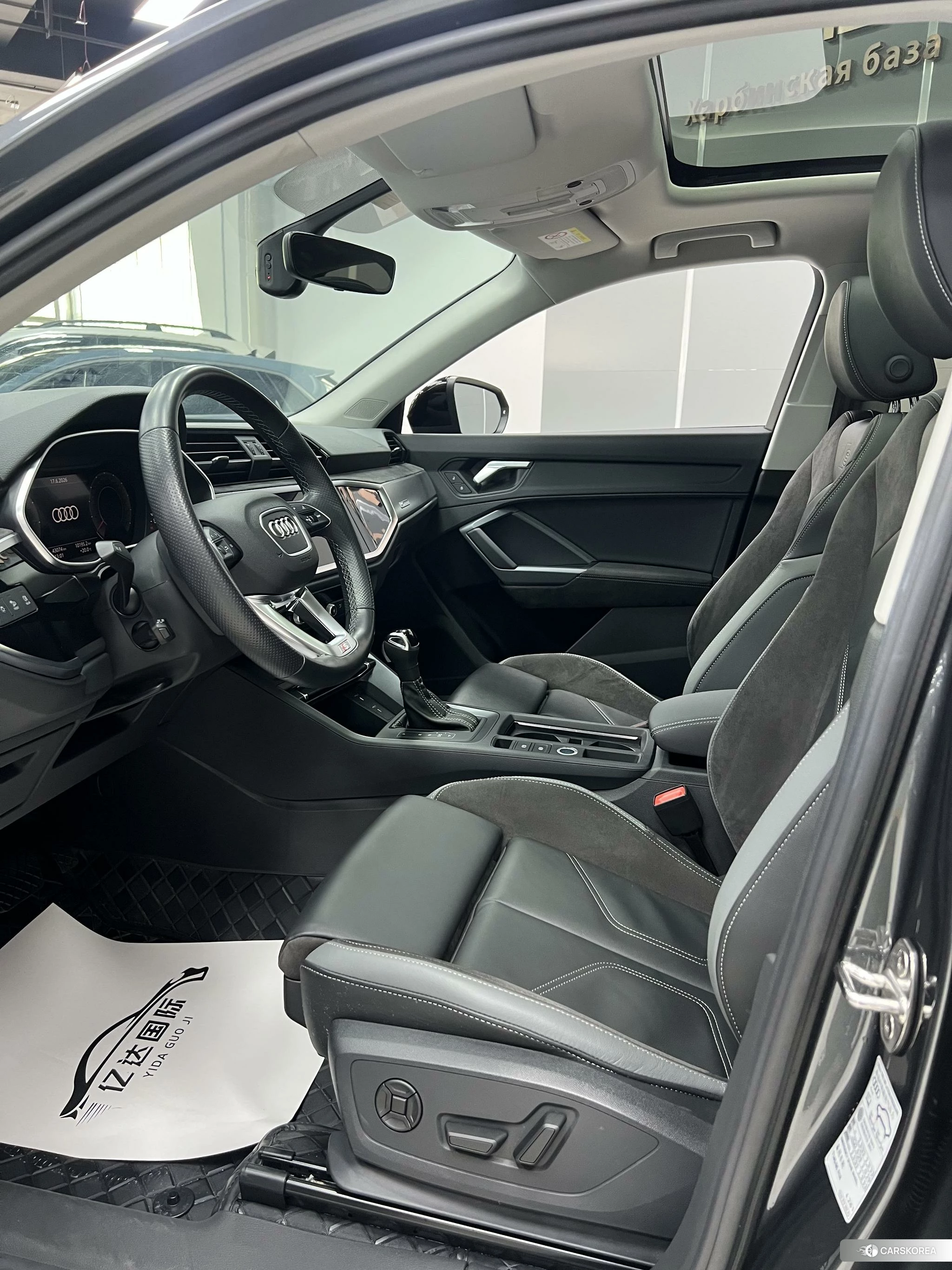 Audi Q3 Sportback id 4479778 из Китая 26