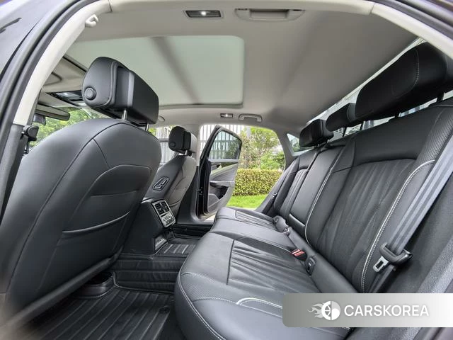 Volkswagen Passat id 4209857 из Китая 17
