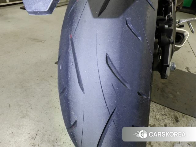 Проданный Honda CB650R E-CLUTCH id 3996927 из Японии, фото 23