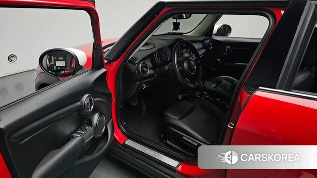 Mini Cooper id 4580994 из Кореи 31