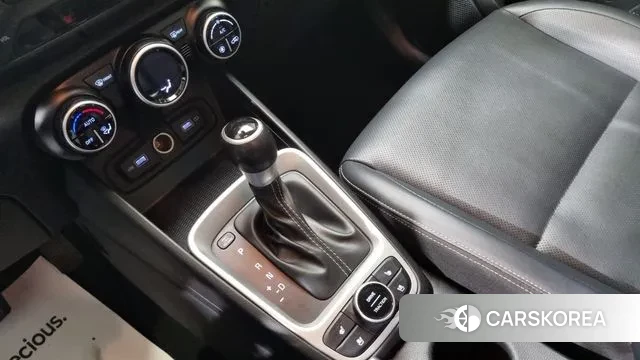 Hyundai Venue id 3301059 из Кореи 17