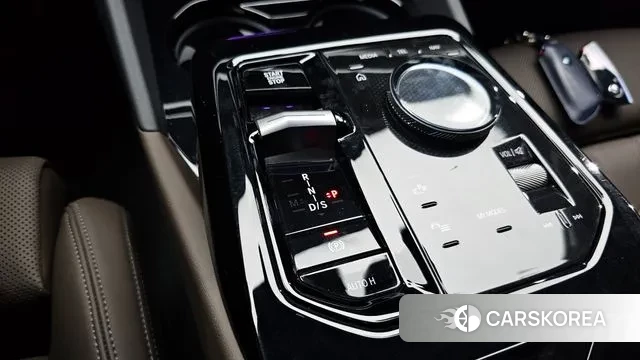 BMW 5 Series (G60) id 3739568 из Кореи 19