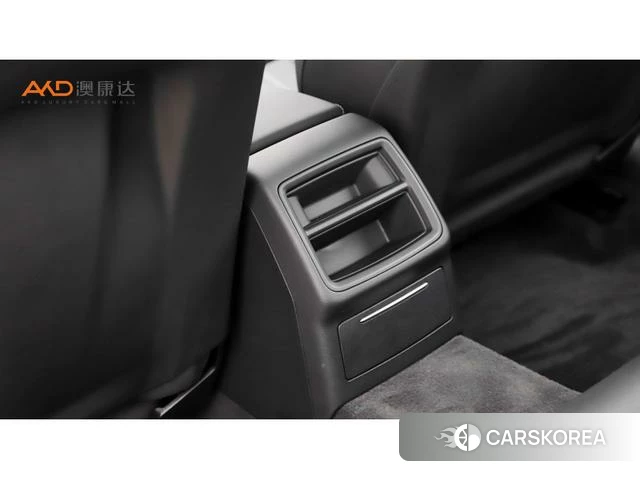 Audi A4L id 4333625 из Китая 9