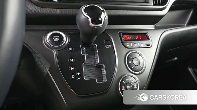 Kia The New Kia Ray id 4739809 из Кореи 29