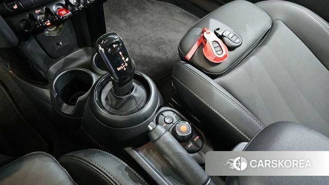 Mini Cooper id 4282699 из Кореи 29
