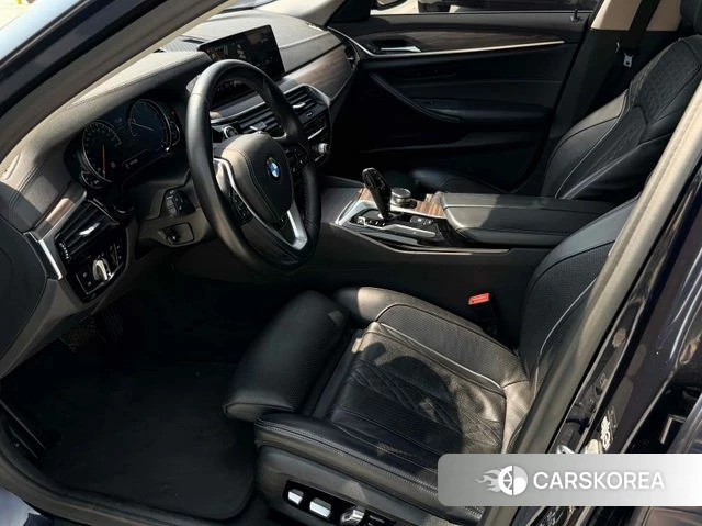 BMW 5 Series (G30) id 3880063 из Кореи 18