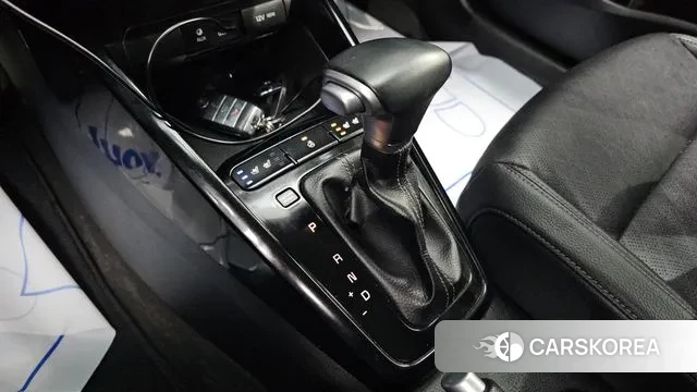 Kia Stonic id 3444420 из Кореи 19