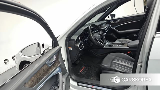 Audi A6 (C8) id 4428904 из Кореи 32