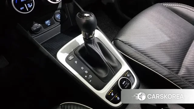 Hyundai Venue id 3297219 из Кореи 19