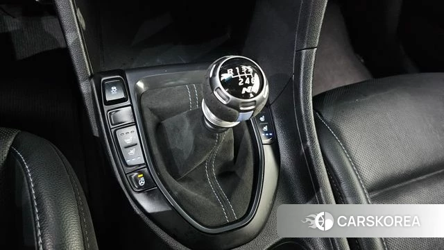 Hyundai Veloster (JS) id 4356902 из Кореи 29