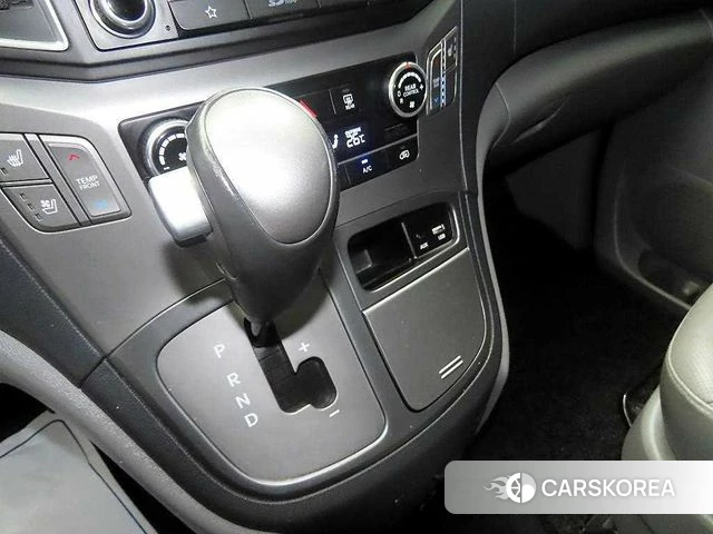 Hyundai The New Grand Starex id 4536419 из Кореи 19