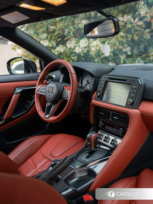 Nissan GT-R id 4336250 из Китая 19