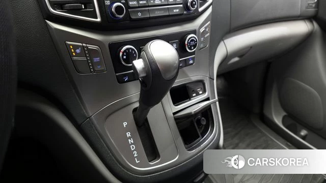 Hyundai The New Grand Starex id 4285808 из Кореи 29