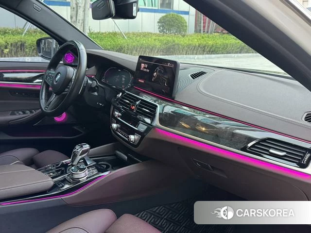 BMW 5 series id 4266045 из Китая 34