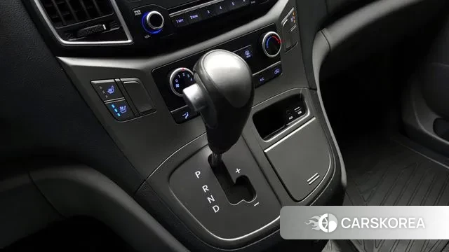 Hyundai The New Grand Starex id 3698430 из Кореи 19