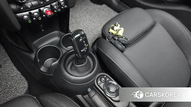 Mini Cooper S id 3716529 из Кореи 19