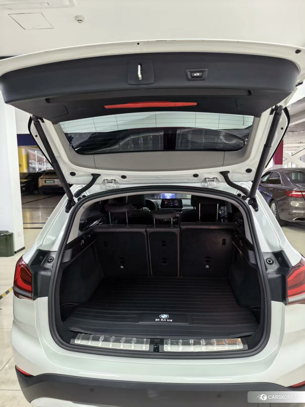 BMW X1 id 4452927 из Китая 14