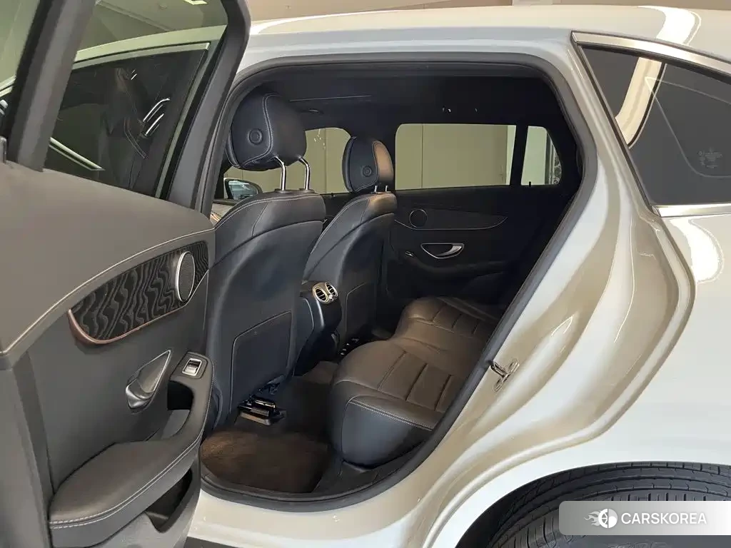 Mercedes-Benz EQC id 4680646 из Китая 26