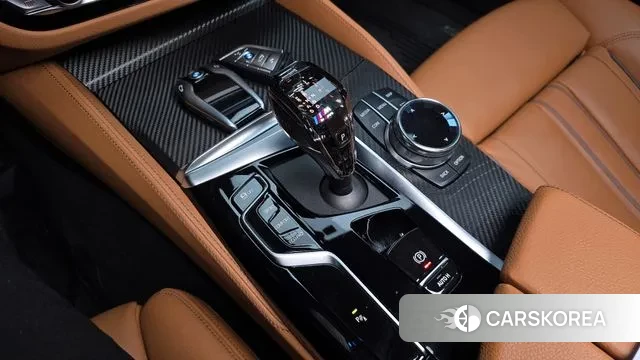 BMW 5 Series (G30) id 3355060 из Кореи 19