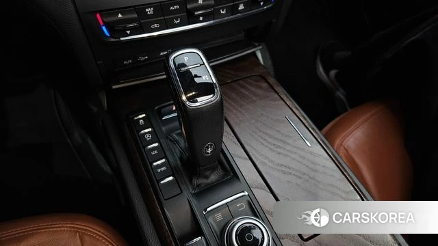 Maserati Ghibli id 3965590 из Кореи 19