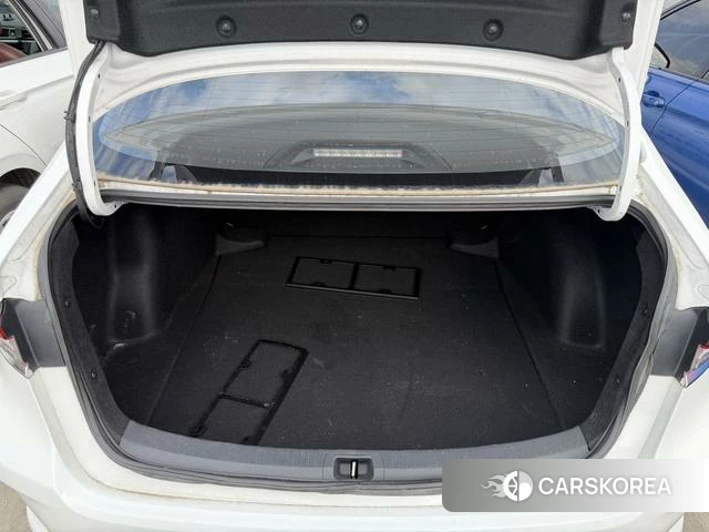 Toyota Corolla id 4261054 из Китая 9