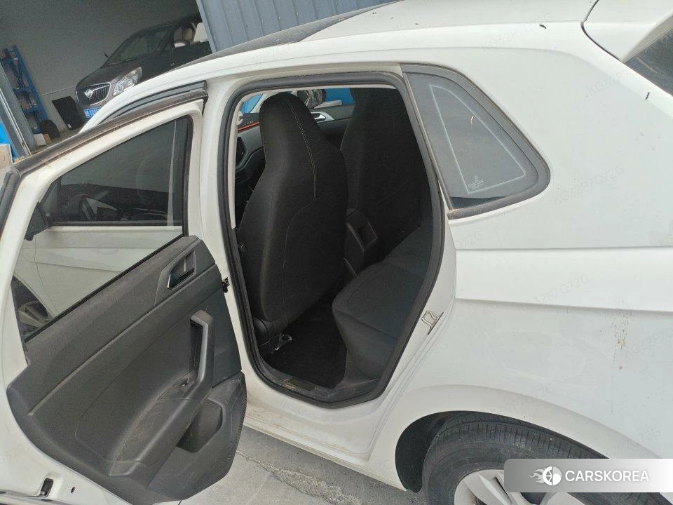 Volkswagen Polo id 4514831 из Китая 9