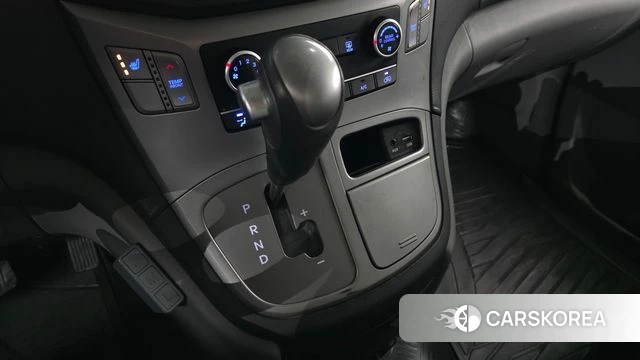 Hyundai The New Grand Starex id 4304229 из Кореи 19