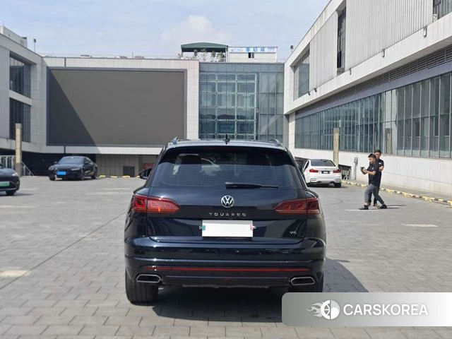 Volkswagen Touareg id 4259743 из Китая 20