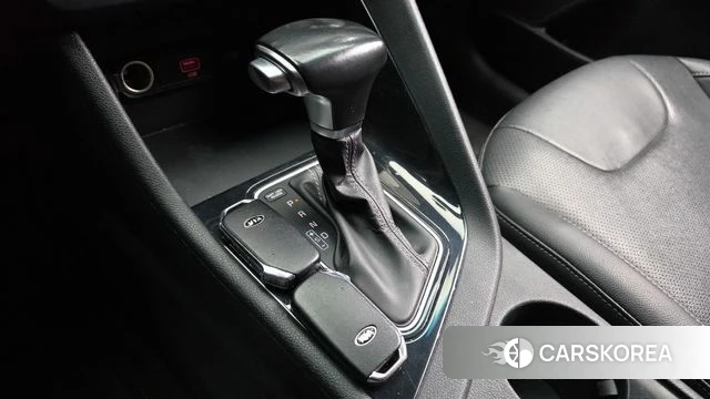 Kia The New Niro id 3801293 из Кореи 19