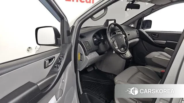 Hyundai The New Grand Starex id 3598923 из Кореи 19