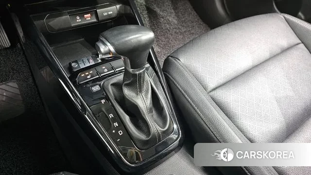 Kia Stonic id 3651952 из Кореи 19