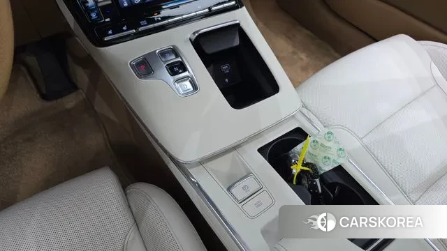 Hyundai The New Grandeur IG id 3464049 из Кореи 19