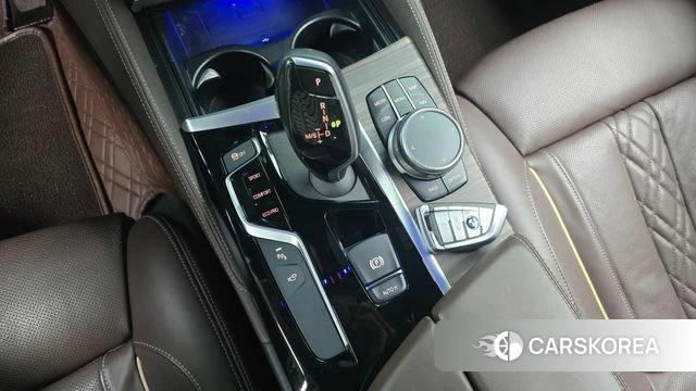 BMW 5 Series (G30) id 4196664 из Кореи 31